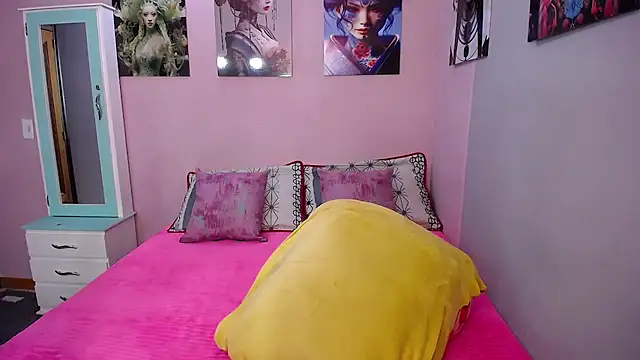 LolaRouse online show from 02/19/25, 06:21