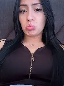 Snapshot of Sara_luna_ chatting on 03/20/25, 03:04 Sara luna  online show from 03/20/25, 03:04