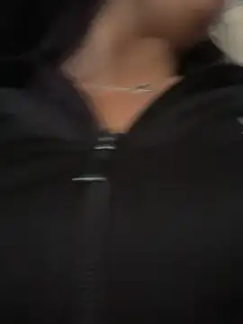 Sara luna  online show from 04/07/26, 06:19