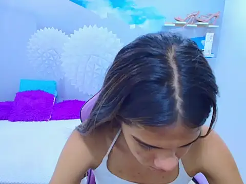 DEMI LEED online show from 09/15/25, 11:43