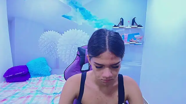 DEMI LEED online show from 11/21/25, 12:15