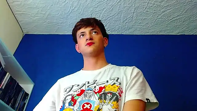 Snapshot of GabyThoms chatting on 01/11/25, 01:06 GabyThoms online show from 01/11/25, 01:06