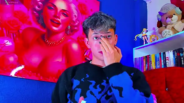 Snapshot of GabyThoms chatting on 02/27/25, 11:15 GabyThoms online show from 02/27/25, 11:15