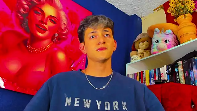 Snapshot of GabyThoms chatting on 03/12/25, 02:41 GabyThoms online show from 03/12/25, 02:41