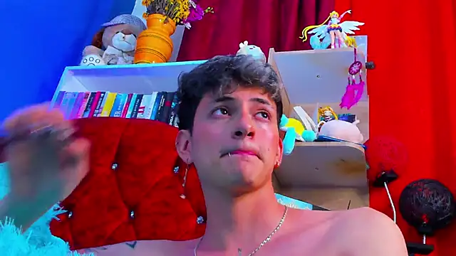 Snapshot of GabyThoms chatting on 03/13/25, 11:59 GabyThoms online show from 03/13/25, 11:59