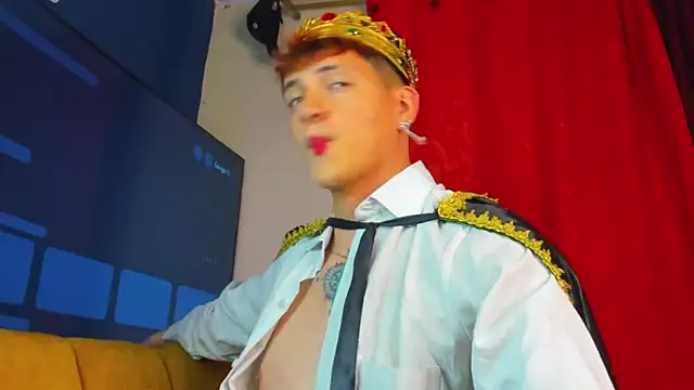 Snapshot of GabyThoms chatting on 11/01/25, 03:52 GabyThoms online show from 11/01/25, 03:52