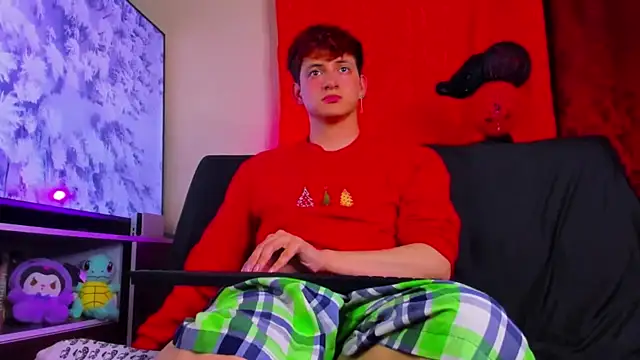 Snapshot of GabyThoms chatting on 12/04/25, 10:40 GabyThoms online show from 12/04/25, 10:40