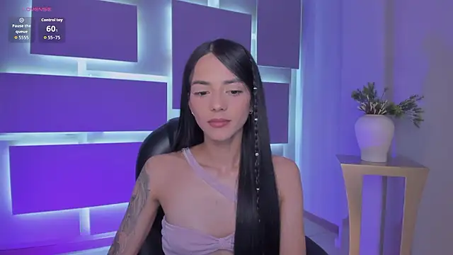 Snapshot of HannahJamesX chatting on 02/06/26, 03:22 HannahJamesX online show from 02/06/26, 03:22