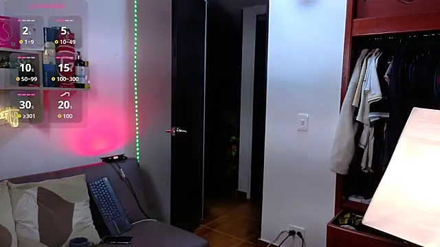 elian r online show from 10/25/25, 05:15