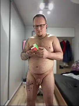 Snapshot of PierreNaked89 chatting on 01/17/25, 11:29 PierreNaked89 online show from 01/17/25, 11:29