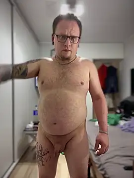 Snapshot of PierreNaked89 chatting on 03/15/25, 10:55 PierreNaked89 online show from 03/15/25, 10:55