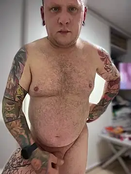 Snapshot of PierreNaked89 chatting on 10/03/25, 09:45 PierreNaked89 online show from 10/03/25, 09:45