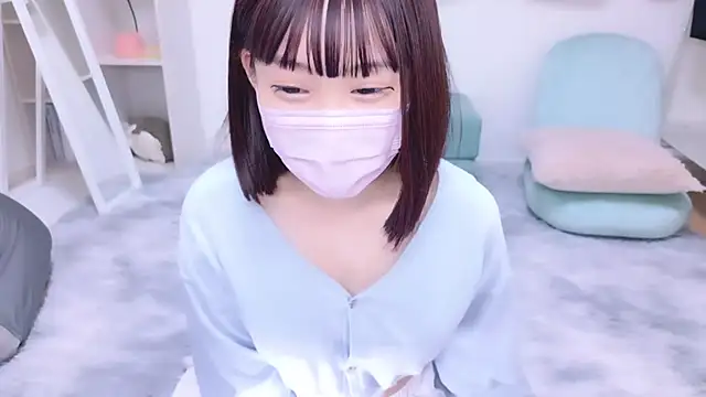 Snapshot of x-naru-x chatting on 03/13/25, 12:46 x-naru-x online show from 03/13/25, 12:46