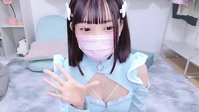 Snapshot of x-naru-x chatting on 03/18/25, 05:31 x-naru-x online show from 03/18/25, 05:31