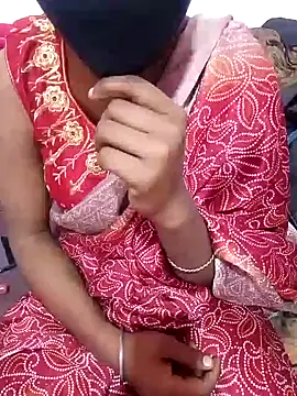 Snapshot of Monalisha_G chatting on 02/11/25, 04:55 Monalisha G online show from 02/11/25, 04:55