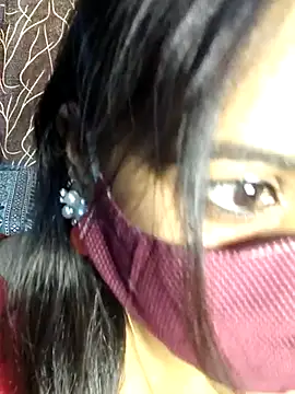 Snapshot of Monalisha_G chatting on 06/11/26, 08:12 Monalisha G online show from 06/11/26, 08:12