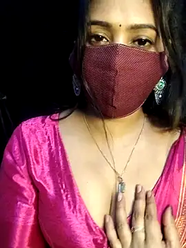 Snapshot of Monalisha_G chatting on 06/11/26, 08:18 Monalisha G online show from 06/11/26, 08:18