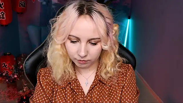 JasmineMilko online show from 03/18/25, 08:14