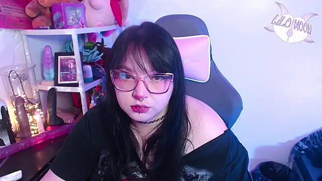 LiloMoon69 online show from 01/12/25, 04:00