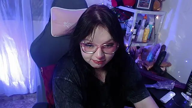 LiloMoon69 online show from 02/02/25, 07:41