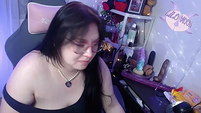 LiloMoon69 online show from 02/04/25, 06:57