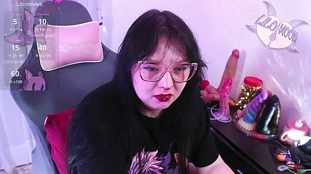 LiloMoon69 online show from 04/21/26, 02:51