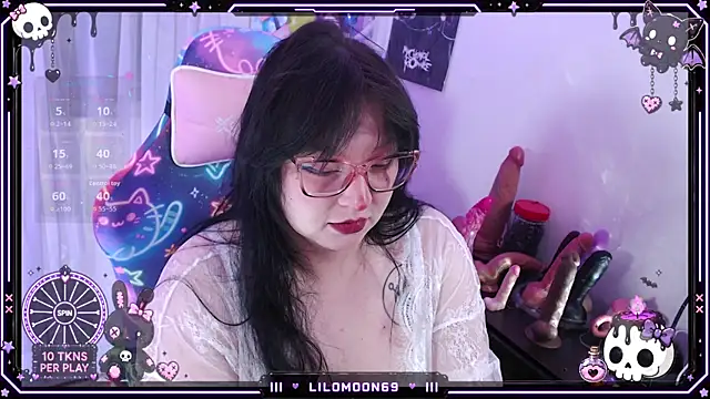 Snapshot of LiloMoon69 chatting on 07/23/26, 07:28 LiloMoon69 online show from 07/23/26, 07:28