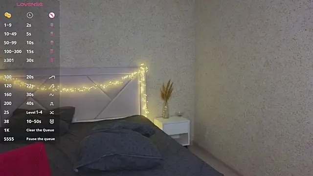 Snapshot of Catherine_River chatting on 01/29/25, 04:08 Catherine River online show from 01/29/25, 04:08