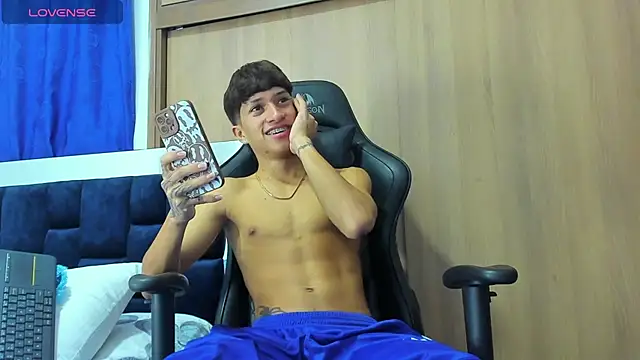  CamiloBass online show from 01/31/25, 01:11