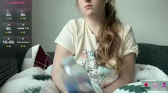 Snapshot of lilsbabyxo chatting on 12/02/24, 03:03 lilsbabyxo online show from 12/02/24, 03:03