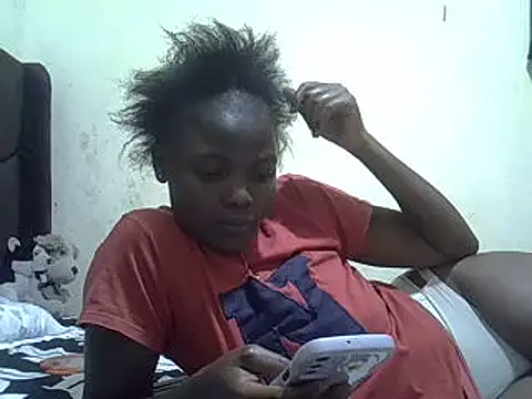 pretty vivy online show from 02/15/25, 08:01