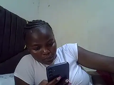 pretty vivy online show from 03/06/25, 03:56