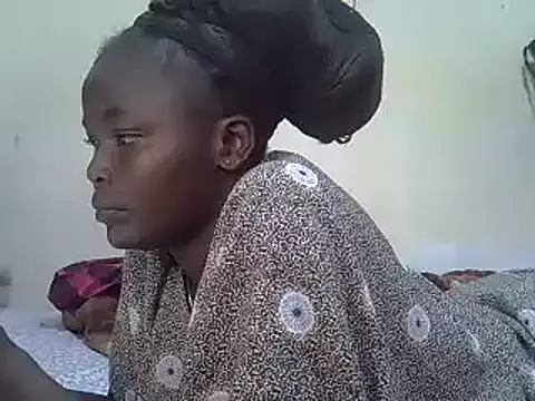 pretty vivy online show from 03/22/25, 09:02