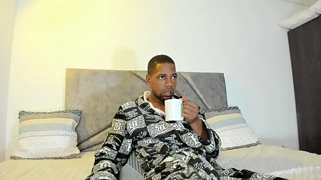 Deliciouscocoa online show from 04/26/26, 11:08