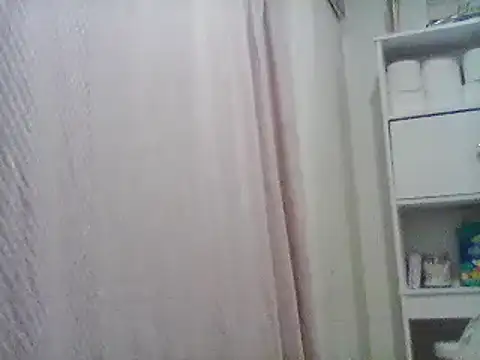 Snapshot of burrkitty chatting on 12/13/24, 07:21 burrkitty online show from 12/13/24, 07:21