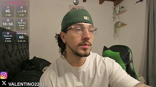 Valentino Xander online show from 10/13/25, 01:05