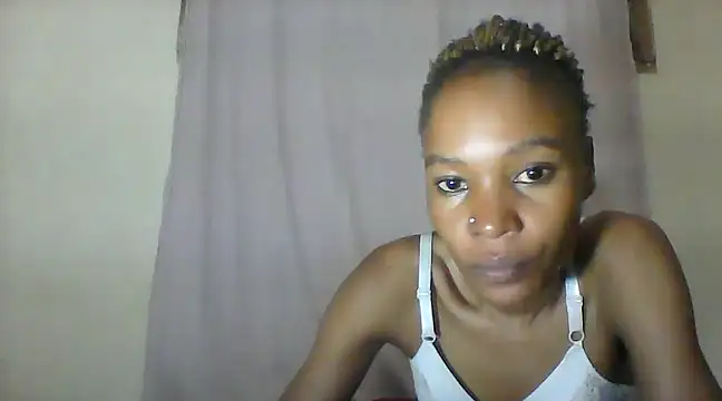 Snapshot of Sweetpetite254 chatting on 02/28/25, 12:43 Sweetpetite254 online show from 02/28/25, 12:43