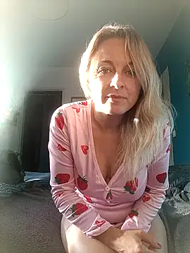 Snapshot of cassiehotsexy chatting on 09/25/25, 07:34 cassiehotsexy online show from 09/25/25, 07:34