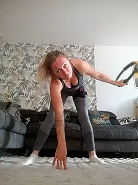 Snapshot of cassiehotsexy chatting on 09/26/25, 08:07 cassiehotsexy online show from 09/26/25, 08:07