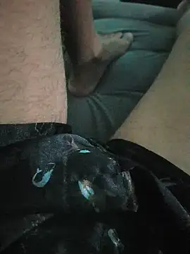 Snapshot of cizarkio chatting on 03/20/25, 12:40 cizarkio online show from 03/20/25, 12:40