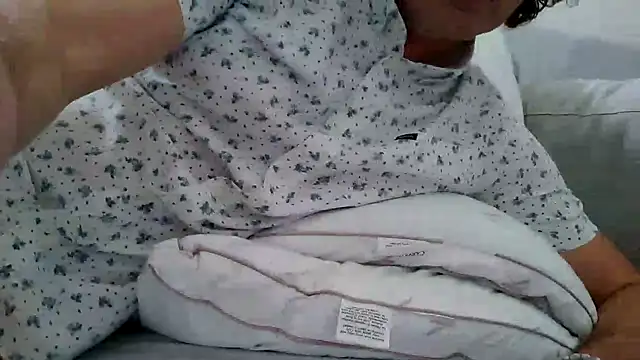 costanza7070 online show from 03/20/25, 10:29