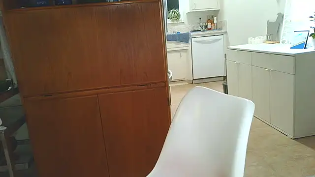 costanza7070 online show from 11/04/25, 04:22