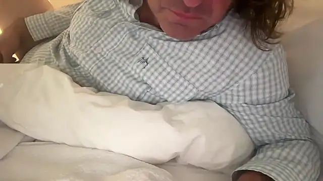 costanza7070 online show from 02/21/26, 07:48