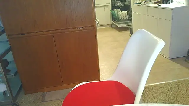 costanza7070 online show from 03/15/26, 07:47