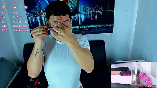 Snapshot of Piggy_Eddy chatting on 09/11/25, 12:38 Piggy Eddy online show from 09/11/25, 12:38