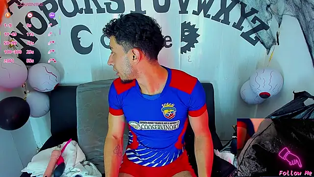 Snapshot of Piggy_Eddy chatting on 10/28/25, 09:17 Piggy Eddy online show from 10/28/25, 09:17