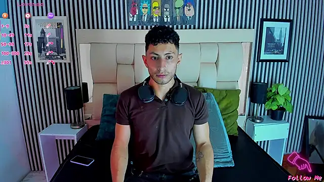 Snapshot of Piggy_Eddy chatting on 11/07/25, 02:28 Piggy Eddy online show from 11/07/25, 02:28