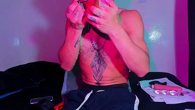 Piggy Eddy online show from 03/04/26, 03:01