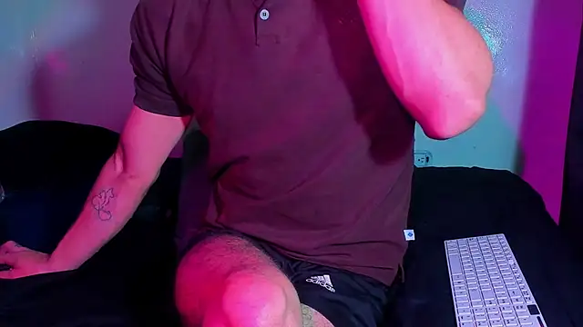 Piggy Eddy online show from 03/08/26, 12:52