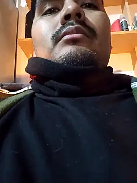 sebasj9812 online show from 09/20/25, 11:06